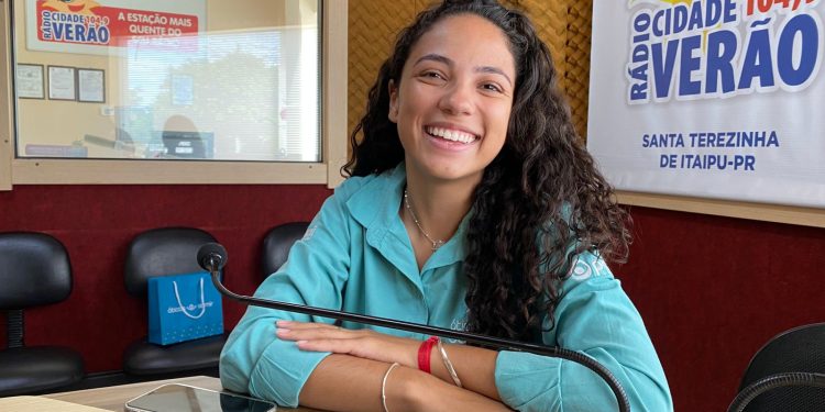 Entrevista com Melissa, representante da Ótica Samir STI, falando sobre as promoções de Fevereiro