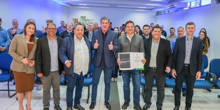 Santa Terezinha de Itaipu receberá R$ 2 milhões para construção de rua coberta na Miguel Smack