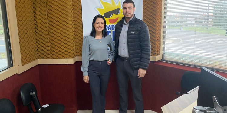 Sicredi alerta comunidade sobre golpes e fraudes em entrevista ao Jornal da Cidade